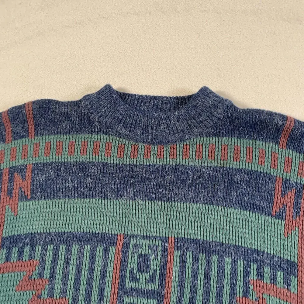 Vintage Mcgregor Sweater Mens‎ XL Knit Blue Acrylic Blend Eclectic Aztec 80s 90s - Picture 2 of 9